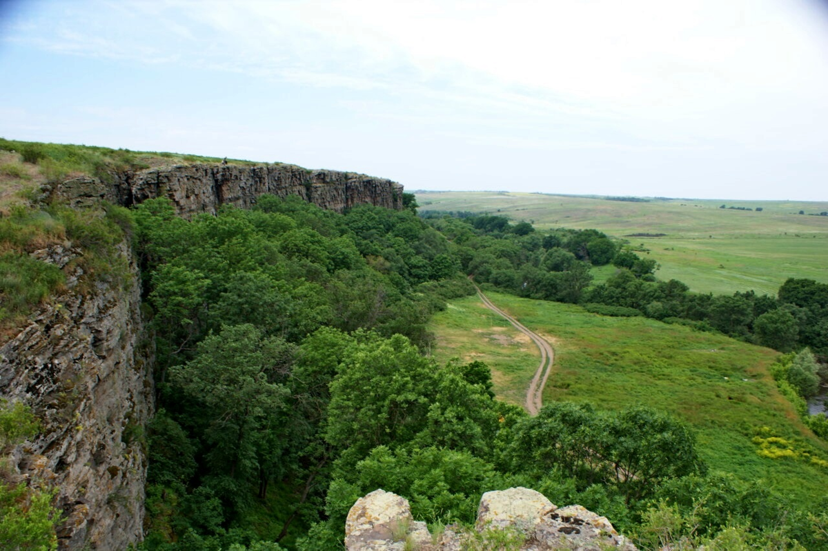 Жирнов посёлок скалы