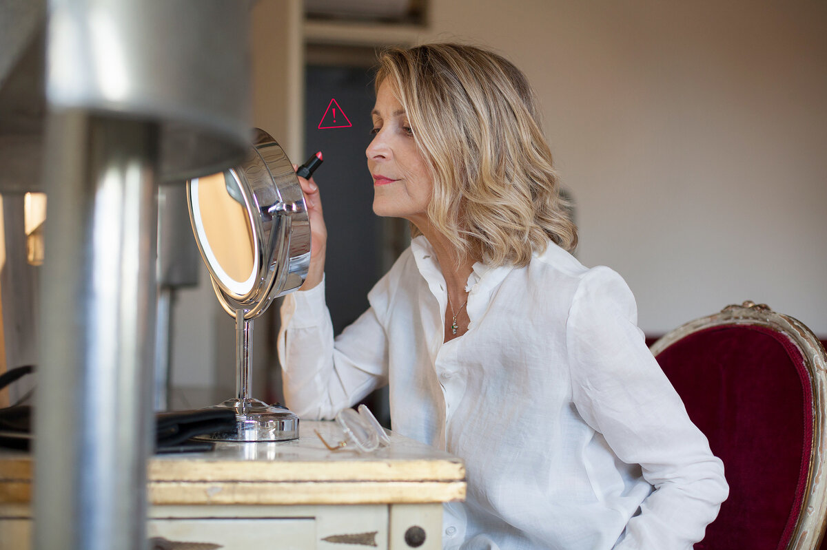     Что можно в 30, в 40 — уже караул: 3 железных табу в макияже зрелых женщин