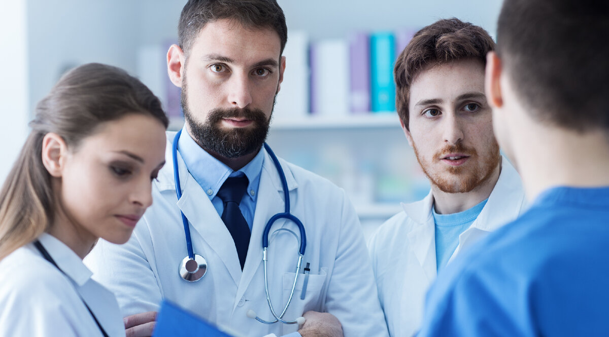 голос врача