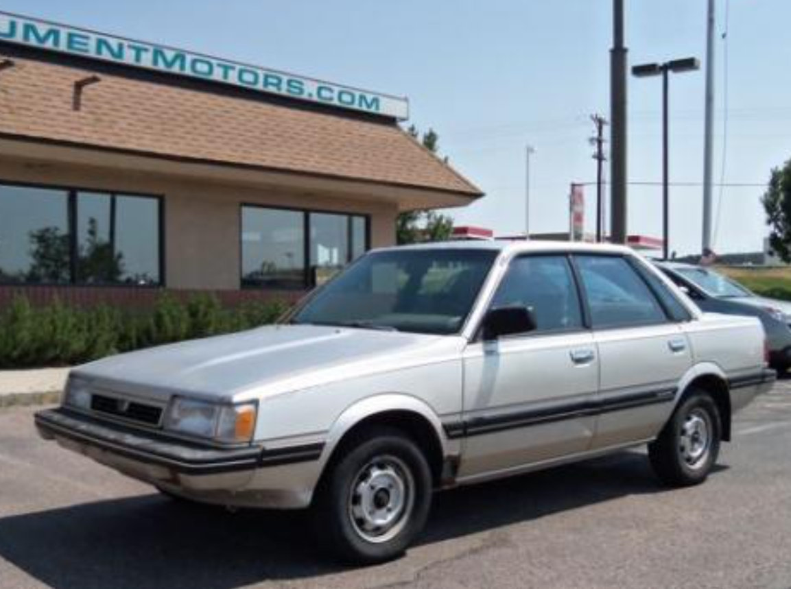 Subaru Silver GL 1988 года. На таком ездила Эмбер Уайлд