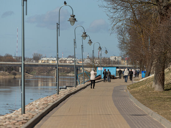     День без осадков ожидает псковичей 14 ноября / Вадим Боченков