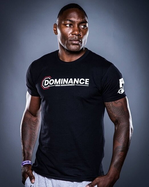    Энтони Джонсон.