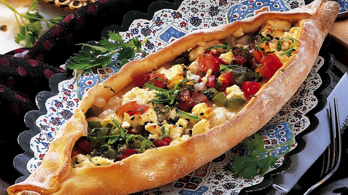    Фаршированная «лодочка» из теста