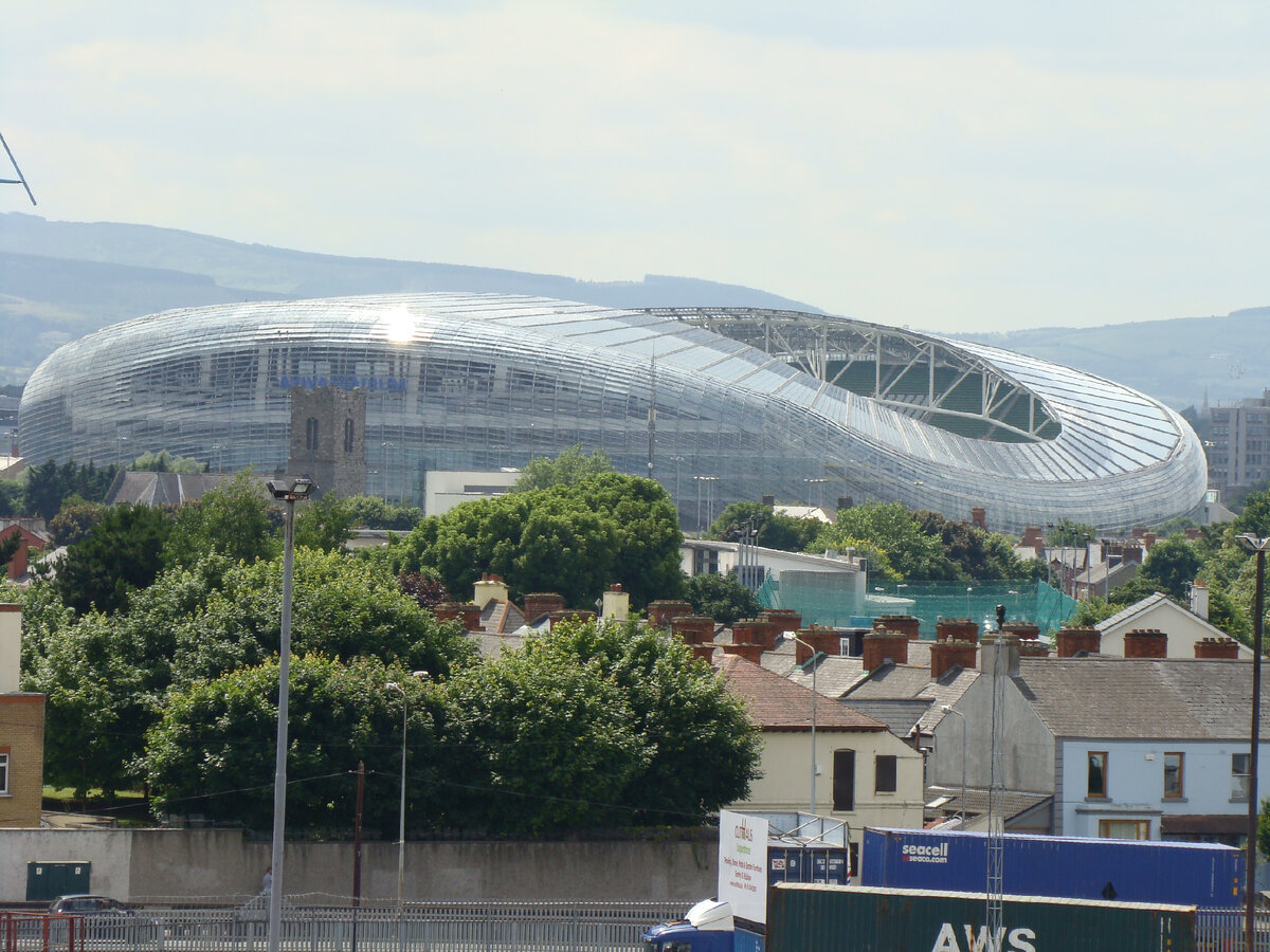 Стадион Авива