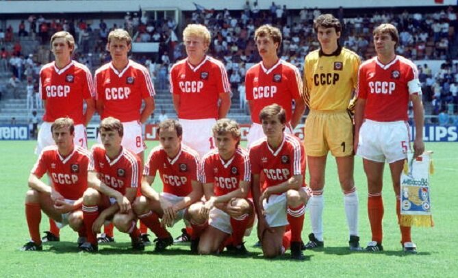 Сборная СССР на Чемпионате мира-1986. Сколько россиян найдёте на фото?