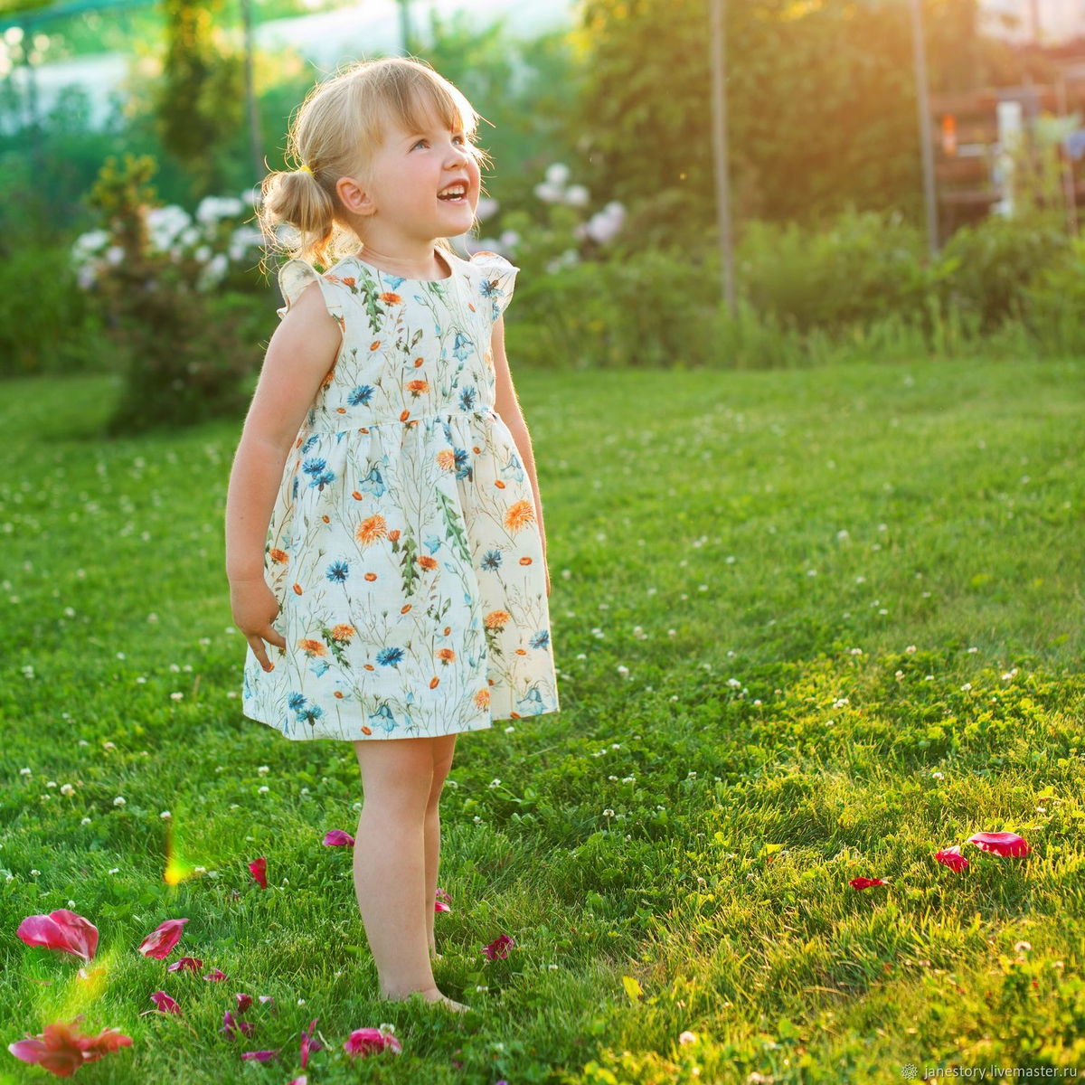 Шьем яркое летнее платье для девочки «Клубничное мороженое»