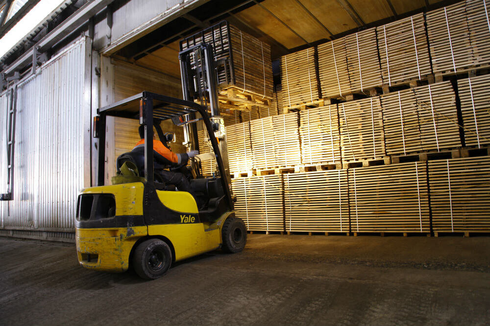 Фото с завода PARKETOFF GROUP