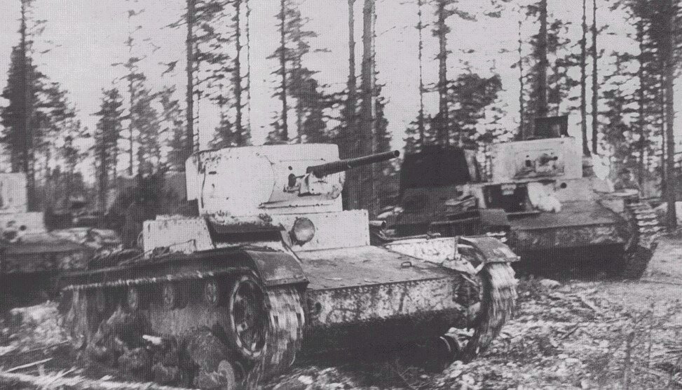 Наступление советских Т-26 во время советско-финского конфликта.