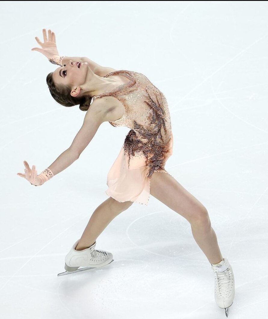 Дарья Усачёва - серебряный призёр этапа Гран-при Skate America 2021, серебряный призёр чемпионата мира среди юниоров 2020