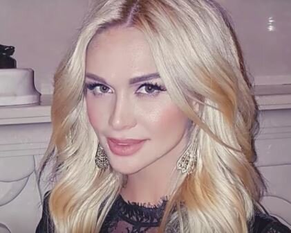 Виктория Лопырева