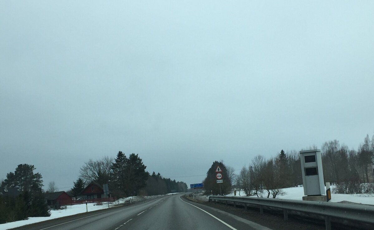 Камера контроля скорости