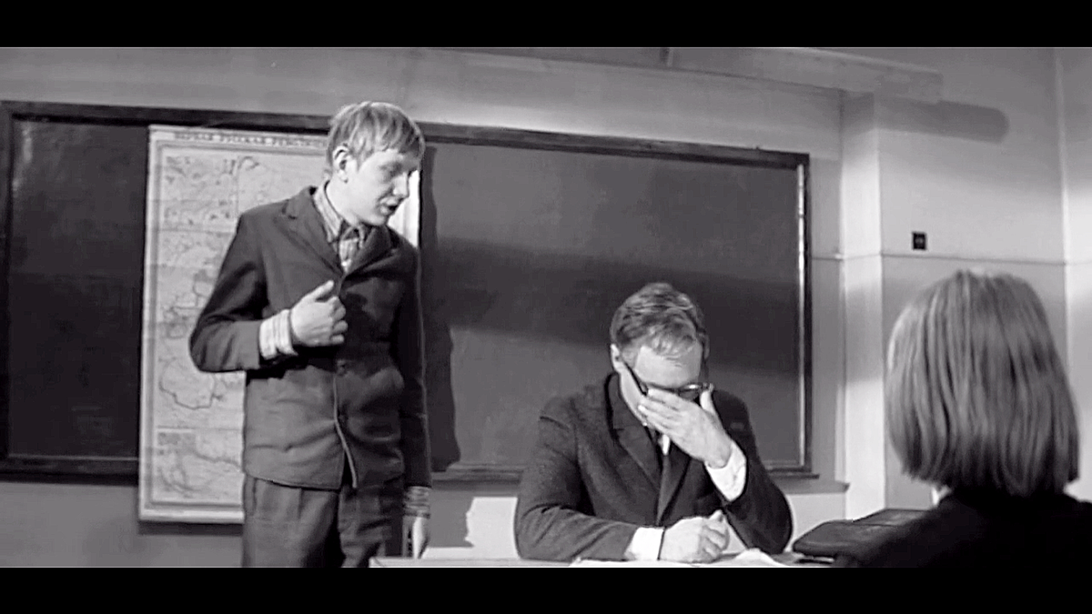 - И, вообще, России после Петра I очень не везло на царей, - киноцитата и кадр из к\ф "Доживем до понедельника" (1968 г., реж. С. Ростоцкий)