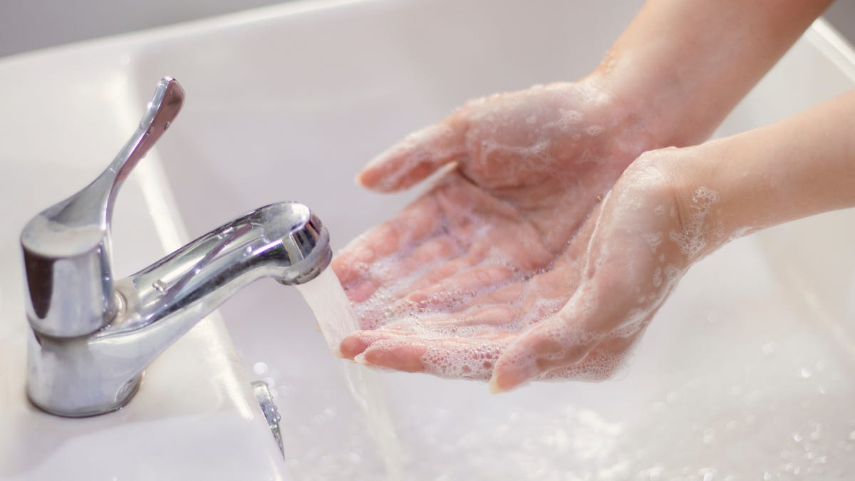 Мытье рук. Мыло для рук. Гигиена рук. Мытье рук с мылом. Мойте воду перед едой