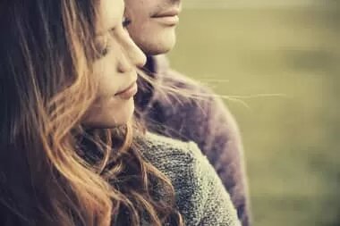 У настоящего чувства любовь ряд признаков, характерных только для нее: