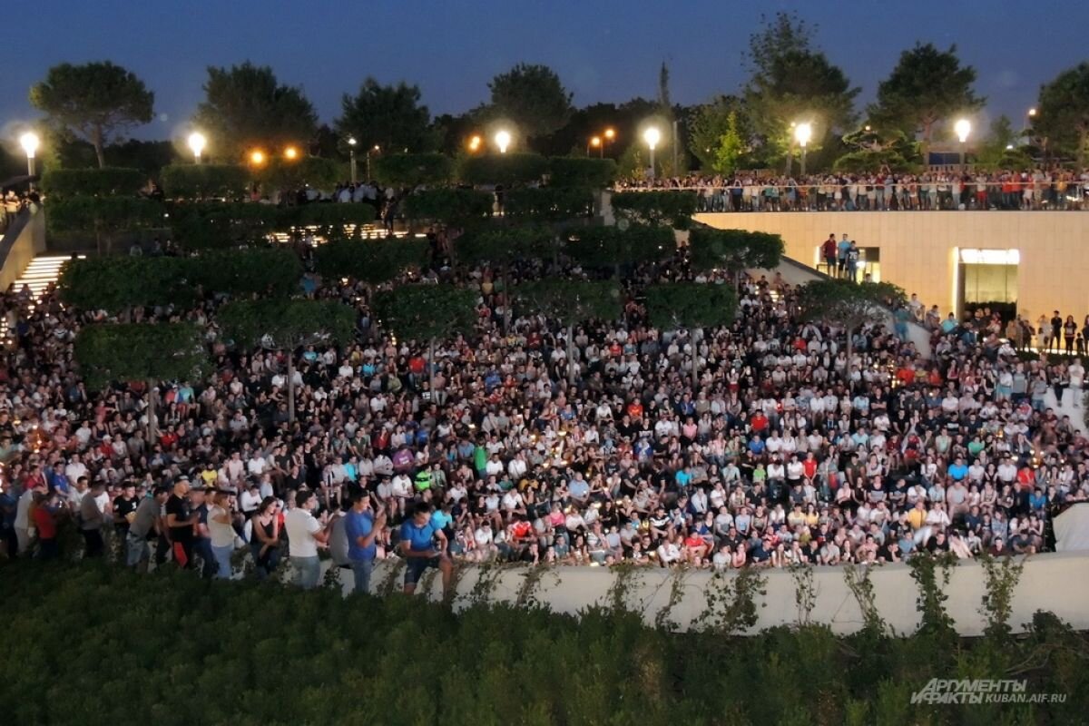    Из-за матча на стадионе в парке «Краснодар» пройдет двойной киносеанс