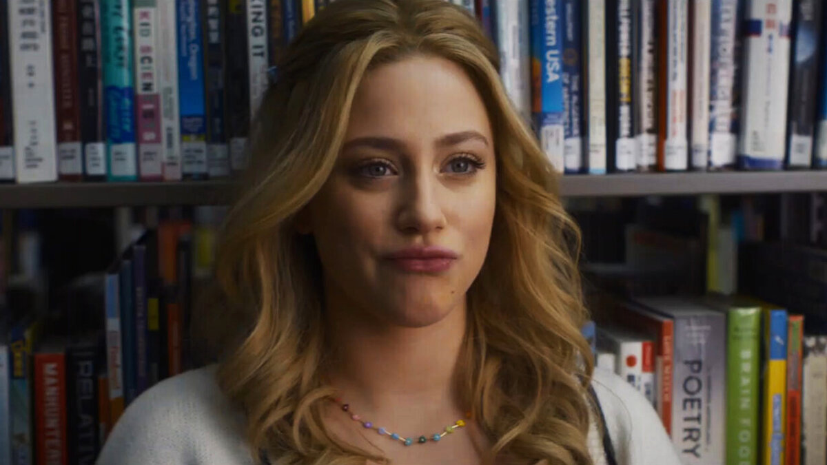 Свеженький ромком от Нетфликс, сюжет которого развивается в двух вариантах сразу, предлагая зрителям поразмышлять о последствиях выбора, который мы иногда делаем.