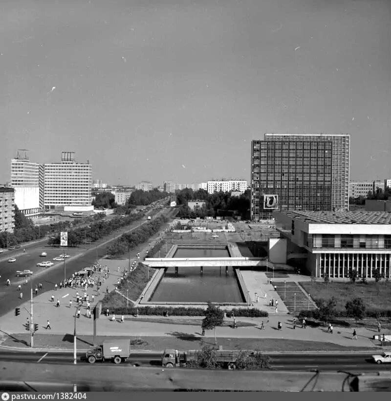 Черемушки. Черемушки Москва 1960е. Нахимовский проспект 1980г. Деревня Черемушки Москва. Старые Черемушки Москва.