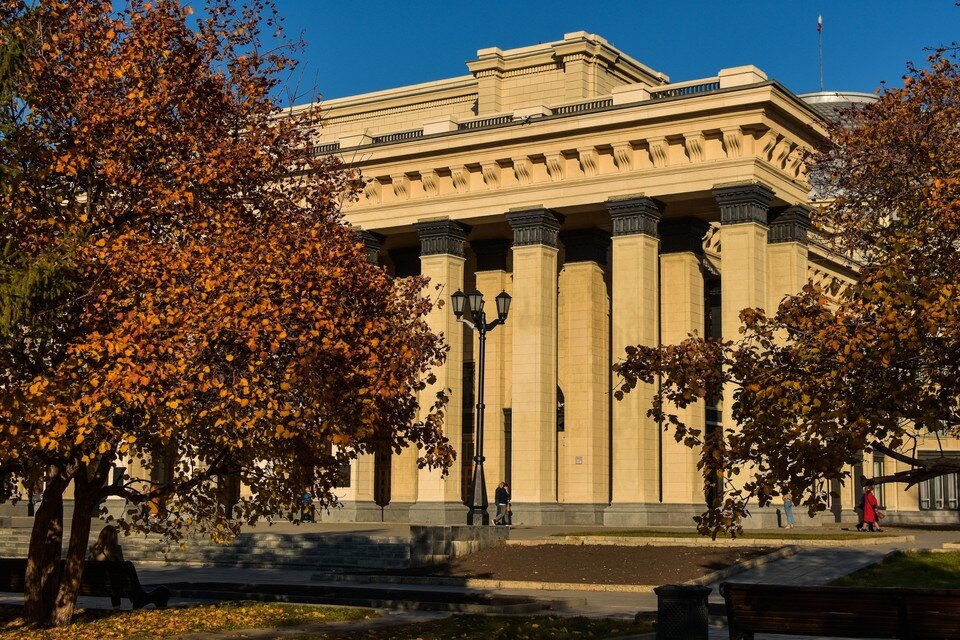     Женщина пошла с дочкой в НОВАТ. Алена МАРТЫНОВА, КП-Новосибирск
