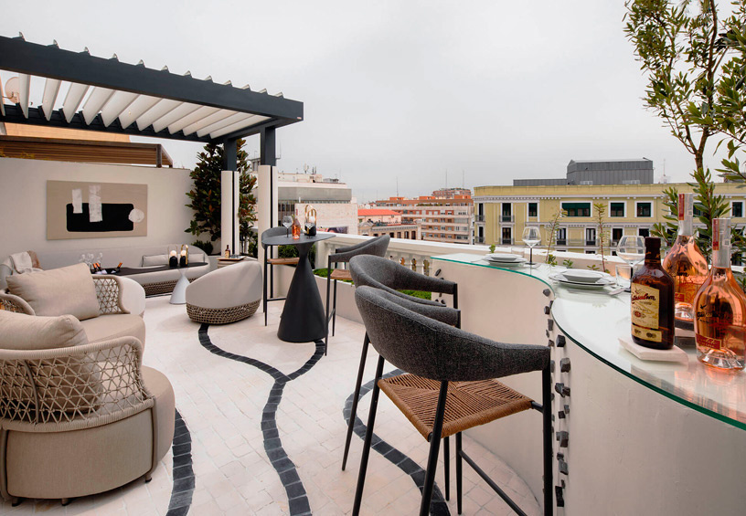 Керамогранит для улицы и террасы в необычных проектах