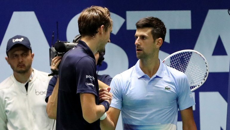    Даниил Медведев и Новак Джокович.