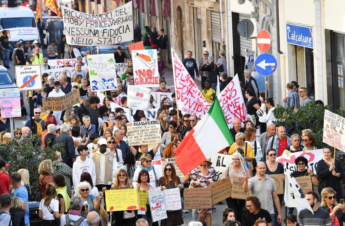 Санкции против италии. Протесты в Италии. Митинги в Италии.