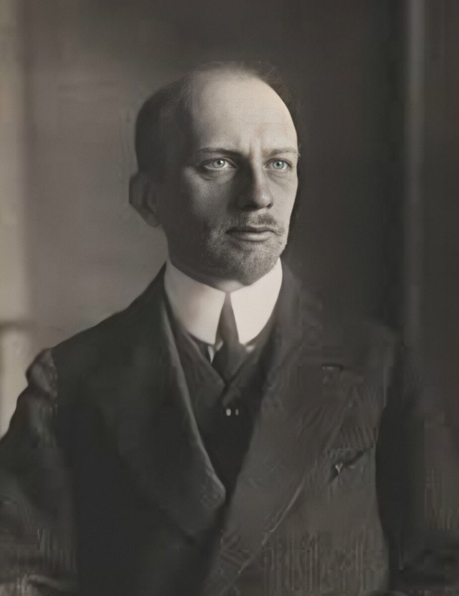 Иван Ильин. Восстановленное фото