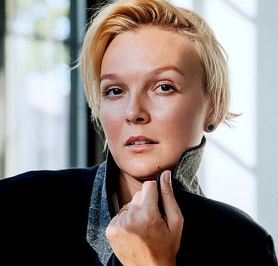 Елена Великанова 