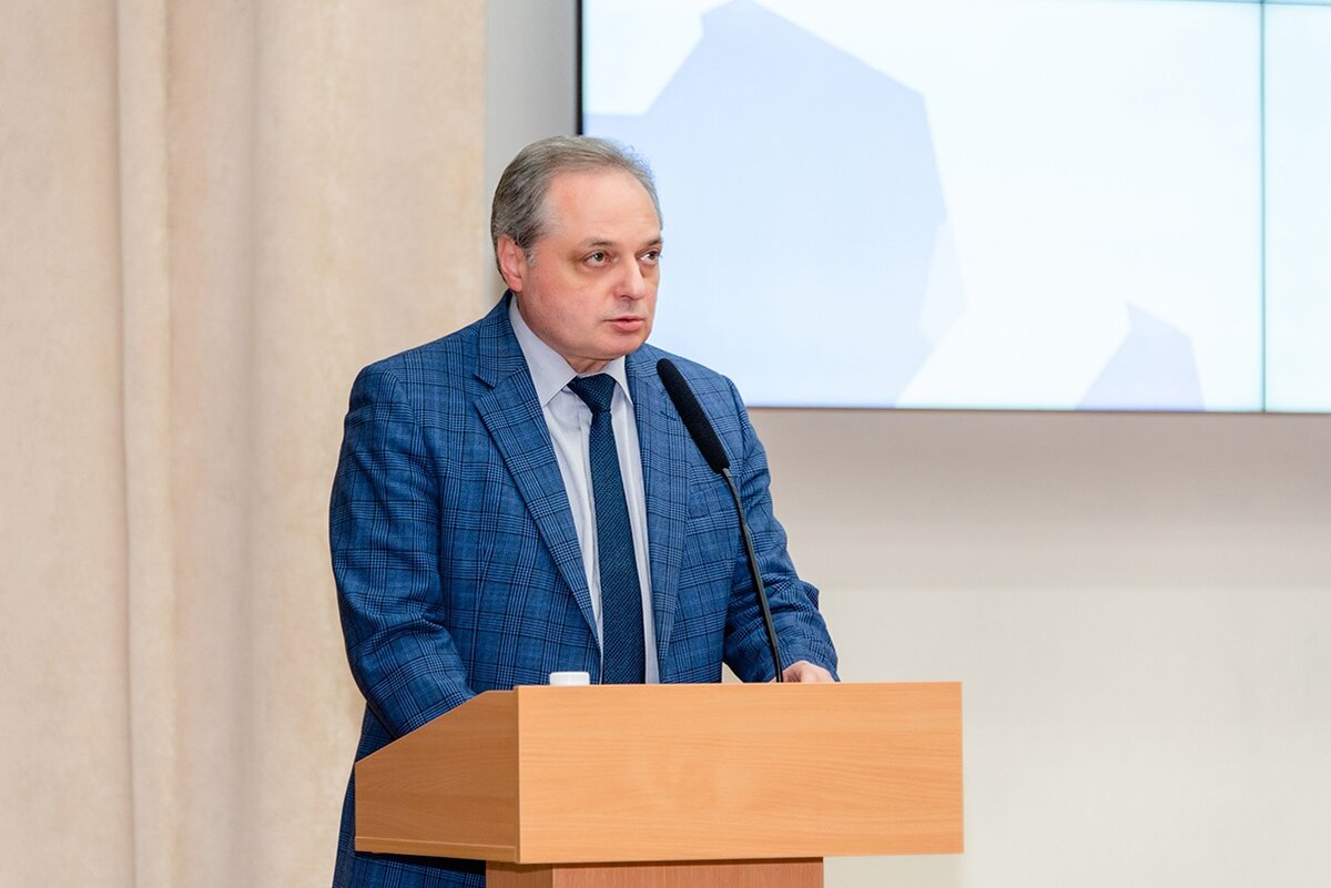 Проректор по научной работе МТУСИ, д.т.н., профессор Юрий Леохин