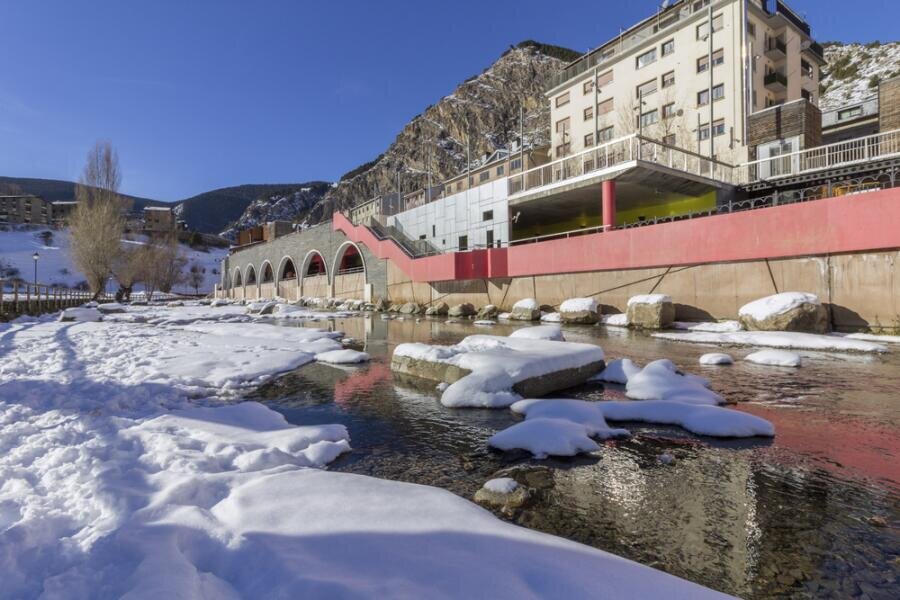    Как объединить горный туризм, национальную кухню и полный релакс? Прелести зимней Андорры Фото: Depositphotos