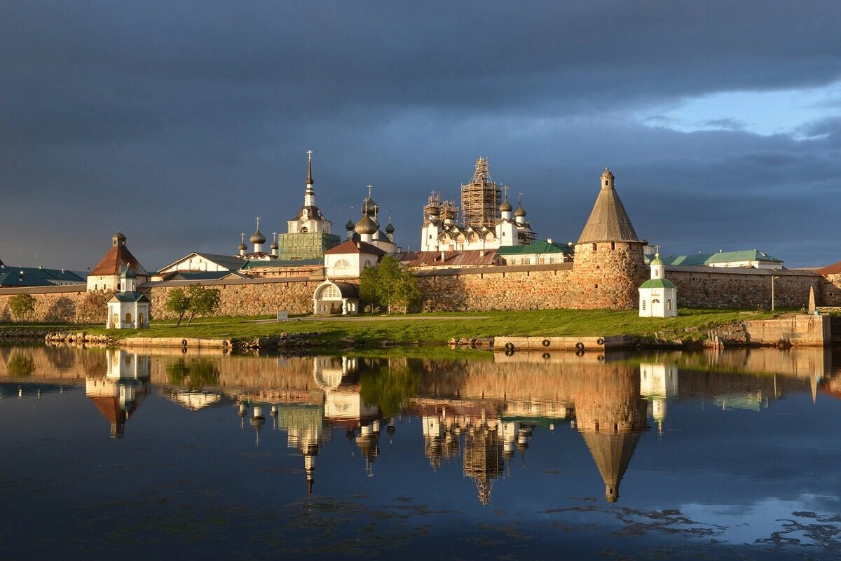 Остров Соловки. Архипелаг. Архангельская область. Белое море. Фото и иллюстрации взяты из открытых источников, и принадлежат авторам.