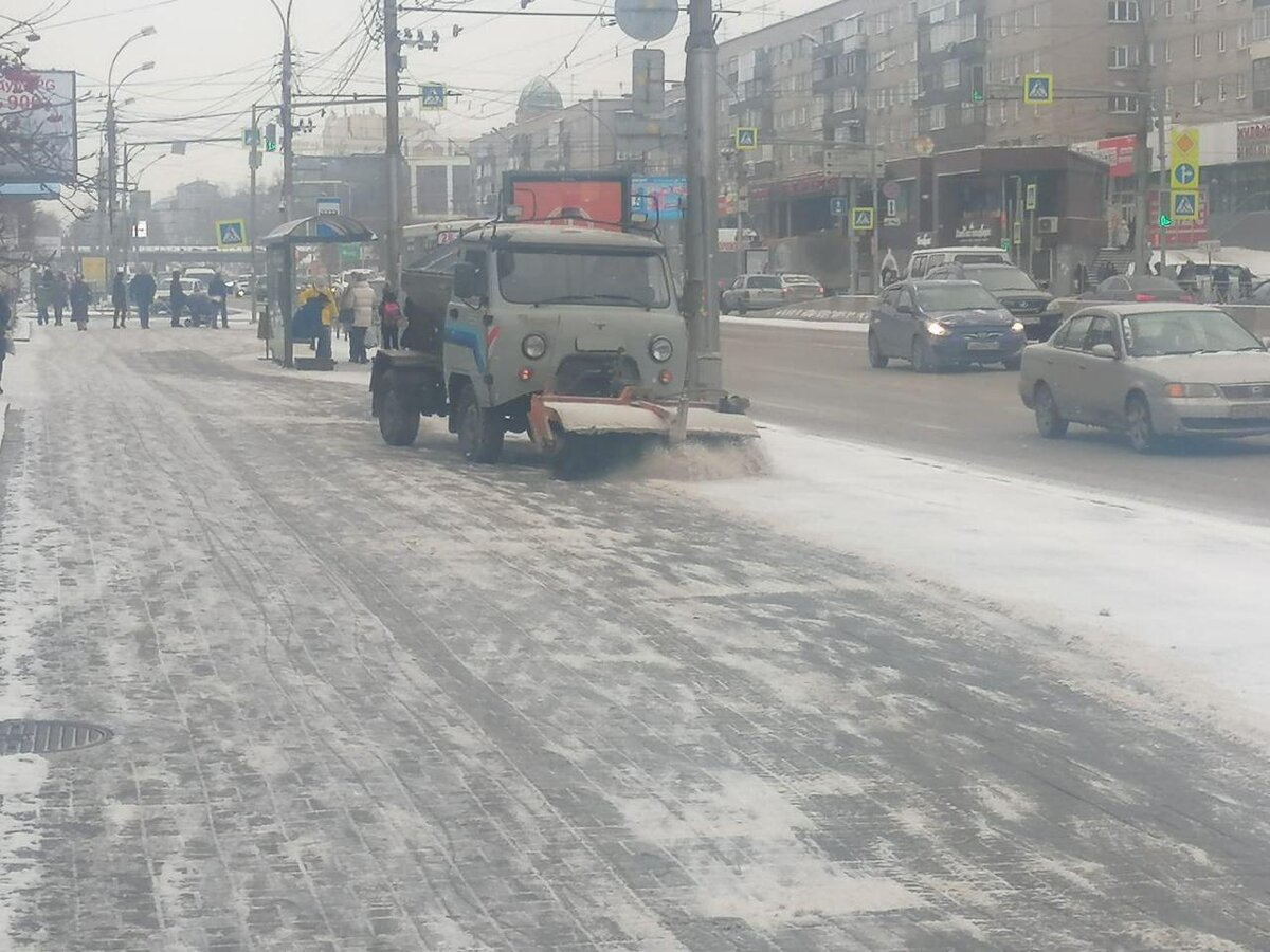 Завалене дорогу в администрацию. В новосибирске введен режим чс. Снегоплавильная станция в новосибирске. Взрыв чс. В новосибирске введен режим чс.