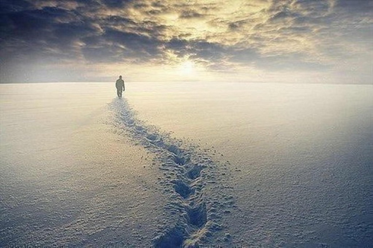 Источник картинки https://i.sunhome.ru/poetry/24/vedomii-sudboi.orig.jpg