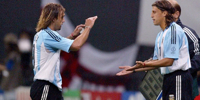 Эрнан Креспо меняет Габриэля Батистуту