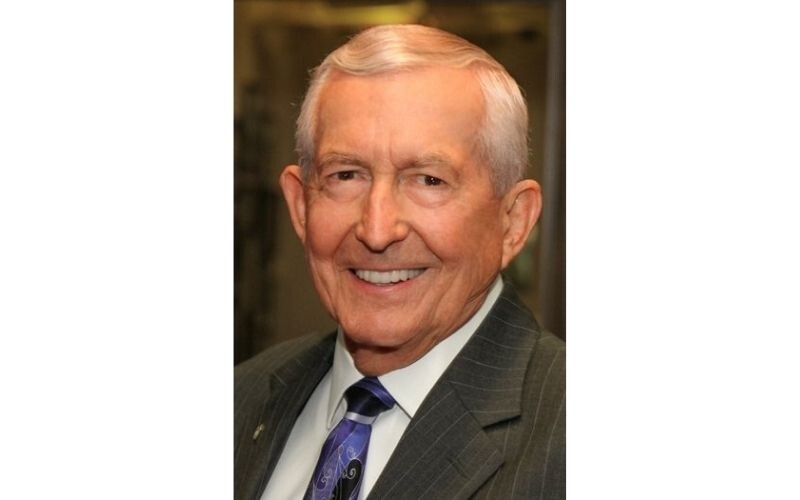 «Успех - это поступательное достижение полезных, заранее определенных целей во всех сферах жизни»