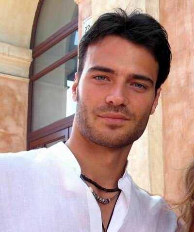 итальянский актер Джулио Беррути