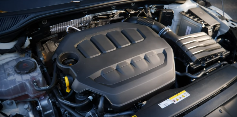 Подкапотное пространство.