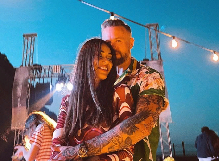 Фото из инстаграма Дилан Чичек Дениз