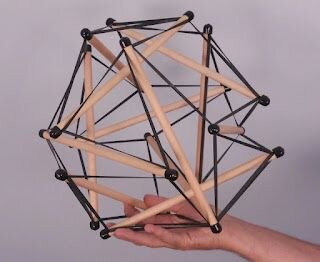 Мадесто и Анатомические поезда.