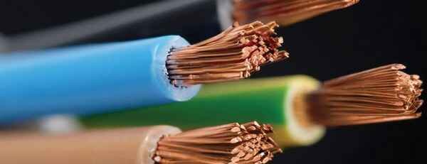 При монтаже электропроводки, а также при подключении различных электрических приборов нужно чётко понимать, какую нагрузку способен выдержать кабель.-2
