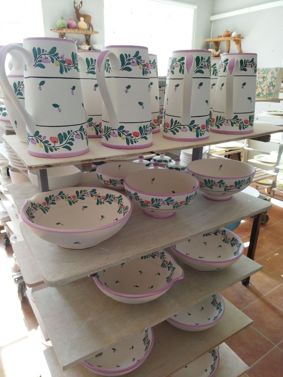 Вот такую красоту делают на «Дымов Керамика» ( посуда до обжига)