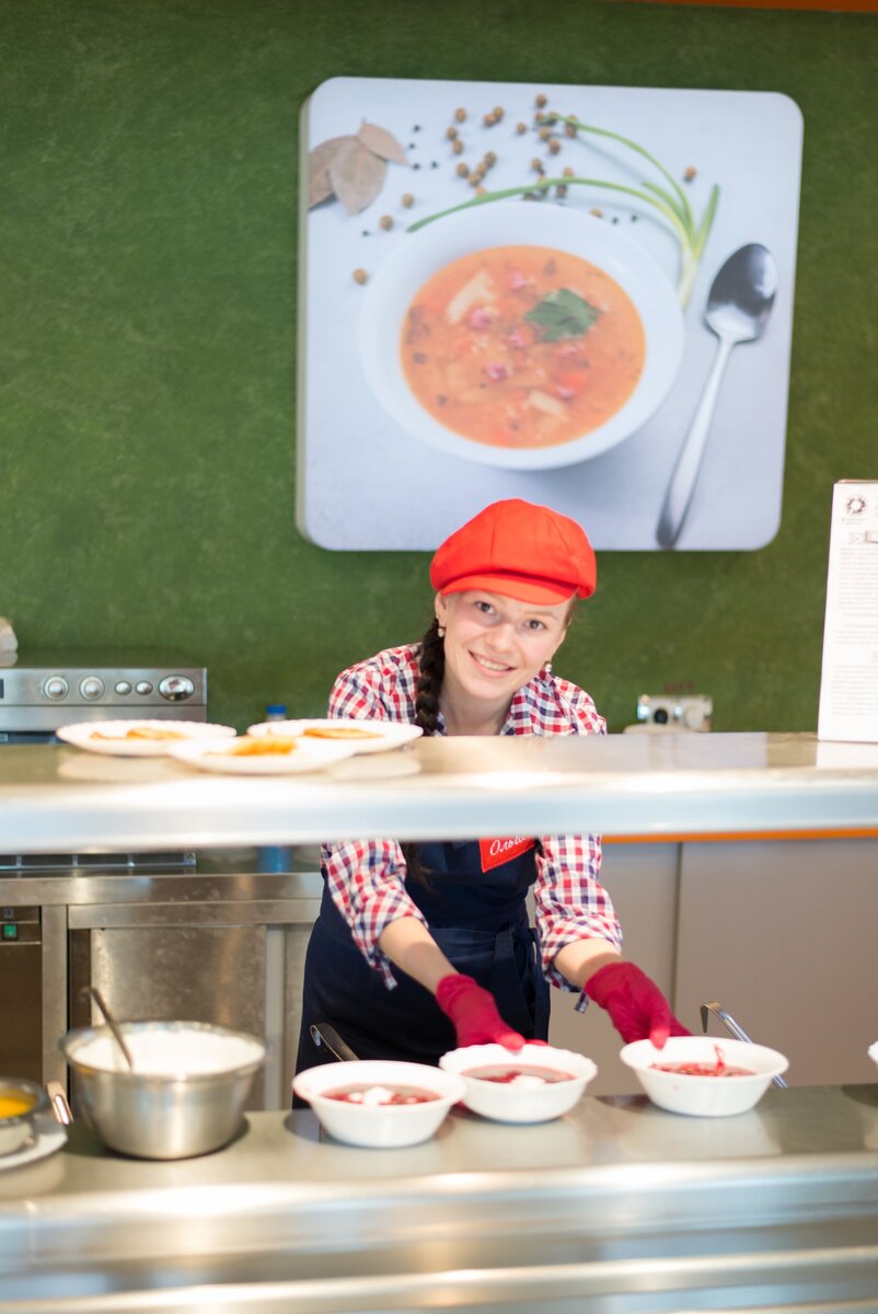 Столовая №1 Филиал «КЧХК» АО «ОХК «УРАЛХИМ» в городе Кирово-Чепецке.