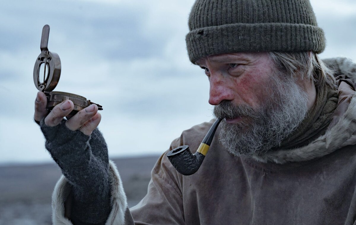 Биография, драма, история. В главных ролях: Николай - Костер Вальдау, Джо Коул, Чарльз Дэнс