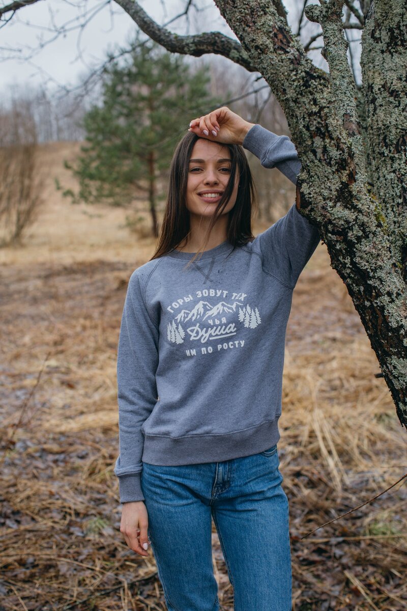 Женская толстовка "Горы зовут"