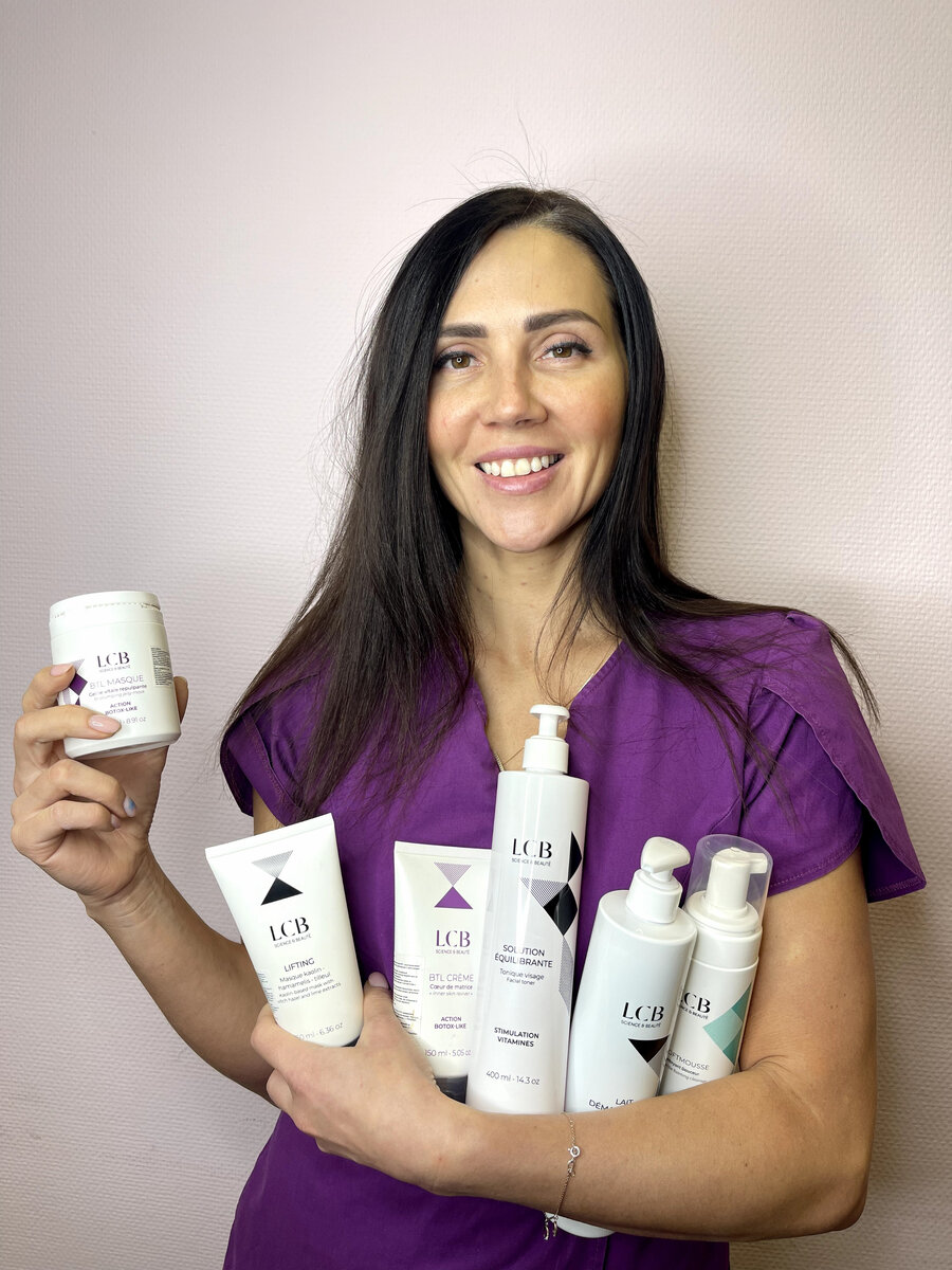               Врач-косметолог и методист Учебного центра «Пластэк» – Юлия Серова. 