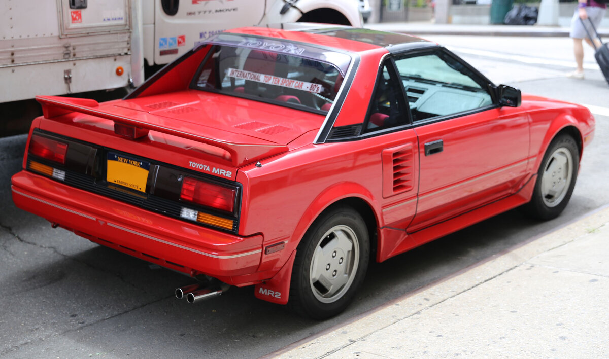 Toyota MR2