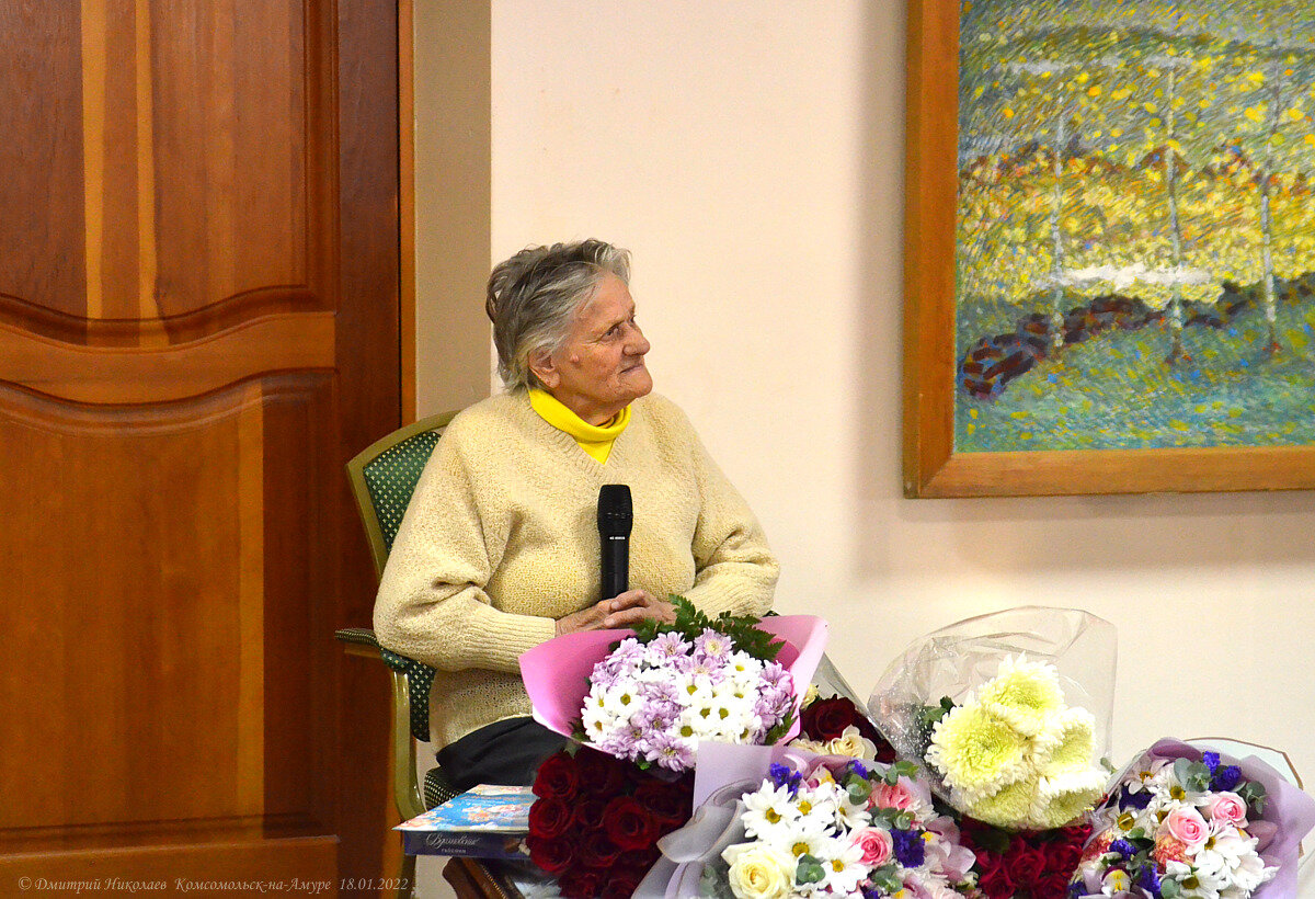Надежда Семёновна Ивлева в день открытия выставки к её 90-летию, 18.01.2022 г.