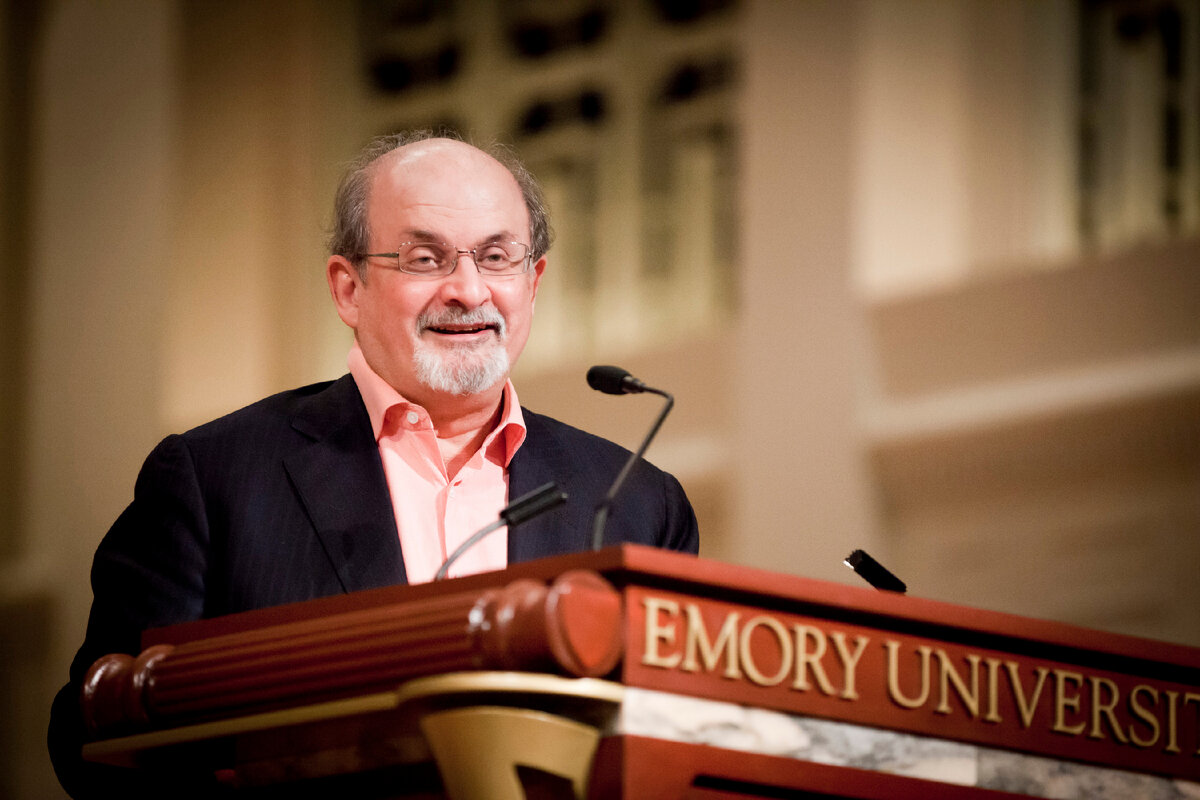 Скоро вручат очередную Нобелевку по литературе. На кого ставят букмекеры?