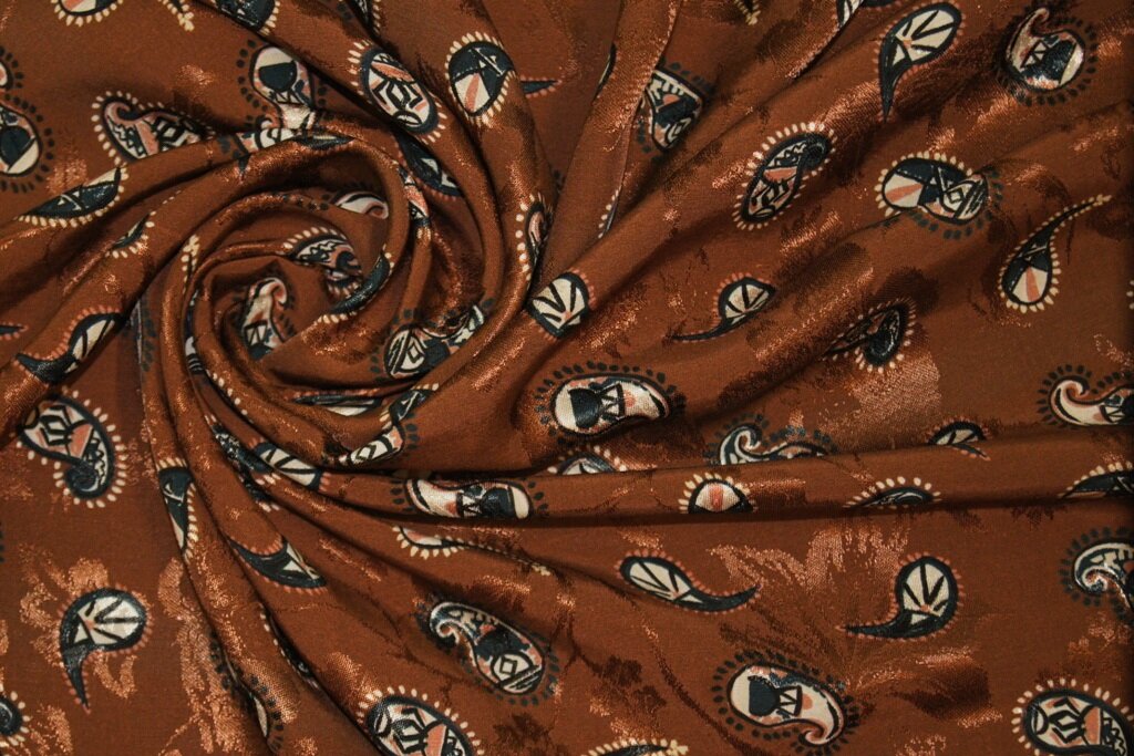 Плательная вискоза жаккард