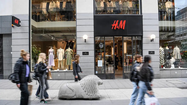    Шведский H&M объявил о массовом увольнении сотрудников