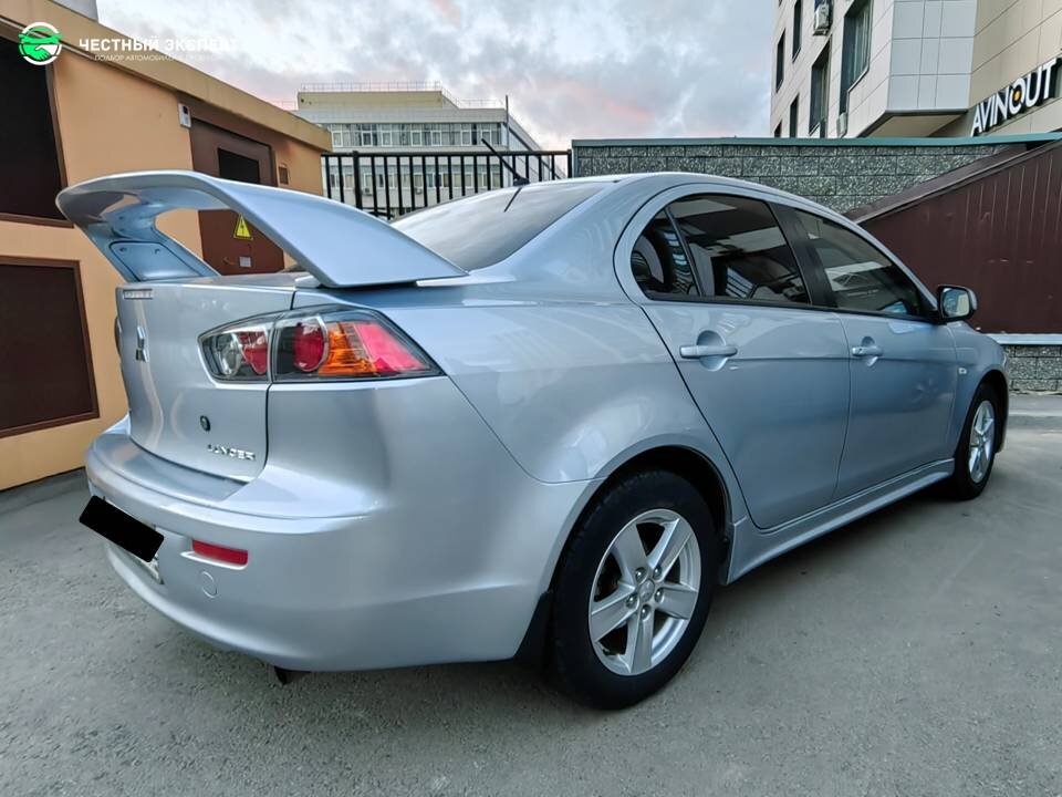 Mitsubishi Lancer 10